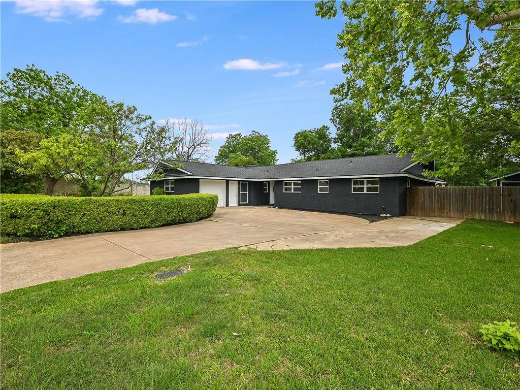 104 Fairlane DR, Round Rock, TX 78664