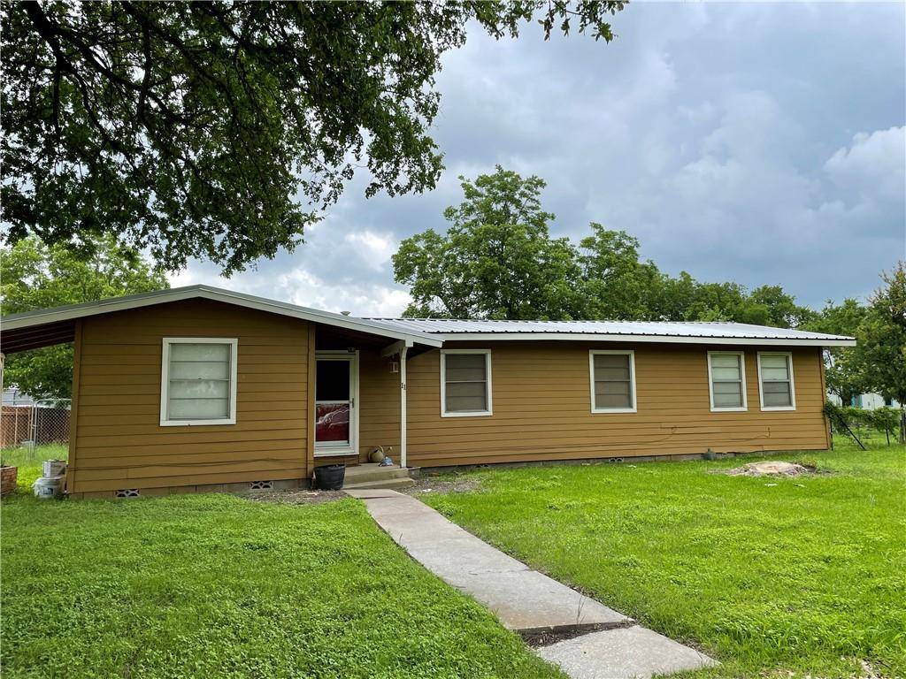 11 N Old Spanish TRL, Kyle, TX 78640