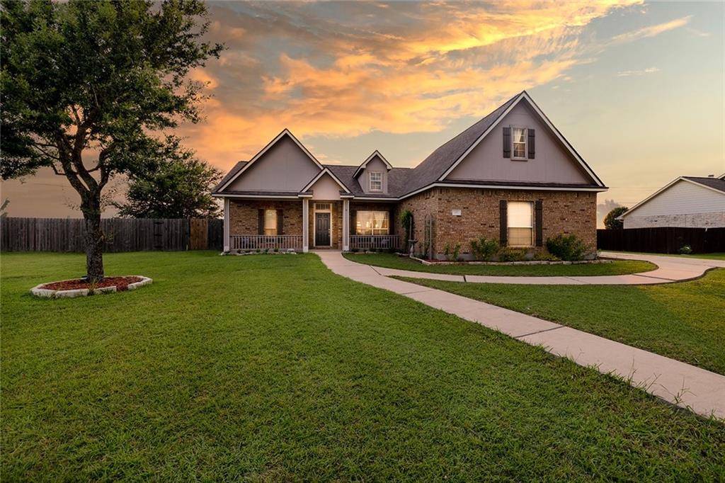 101 Blanco DR, Hutto, TX 78634