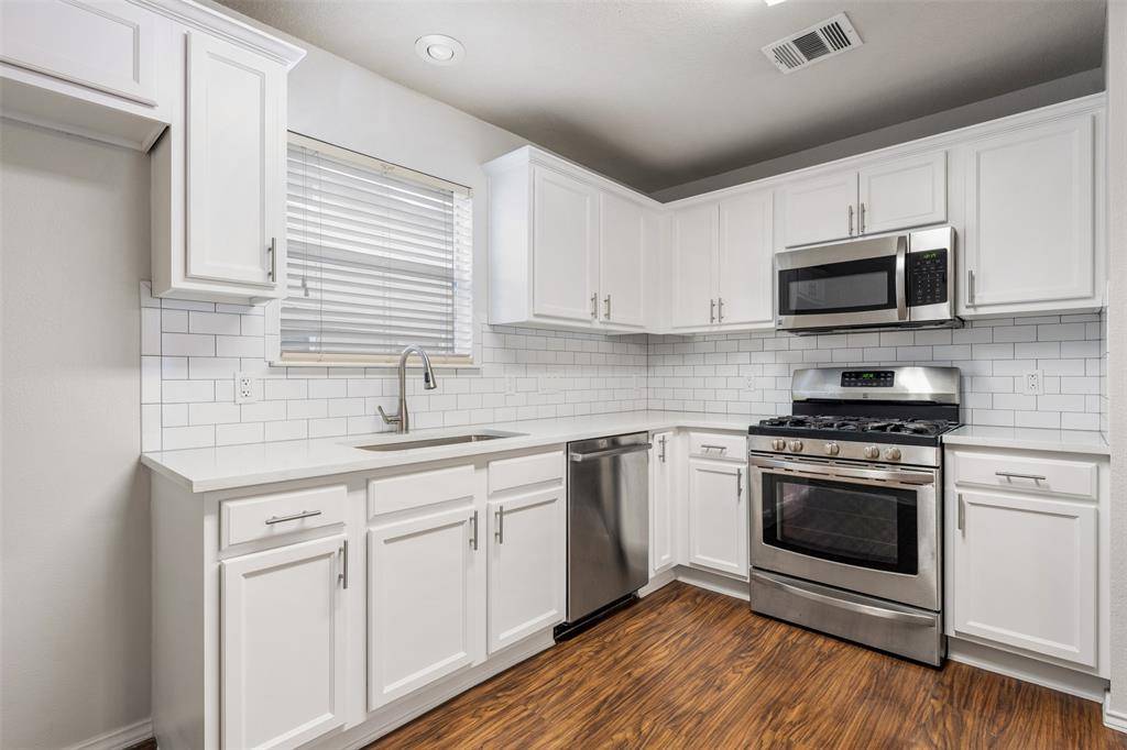 1502 Big Bend DR, Cedar Park, TX 78613