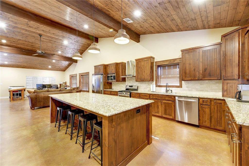 300 County Road 407, Spicewood, TX 78669