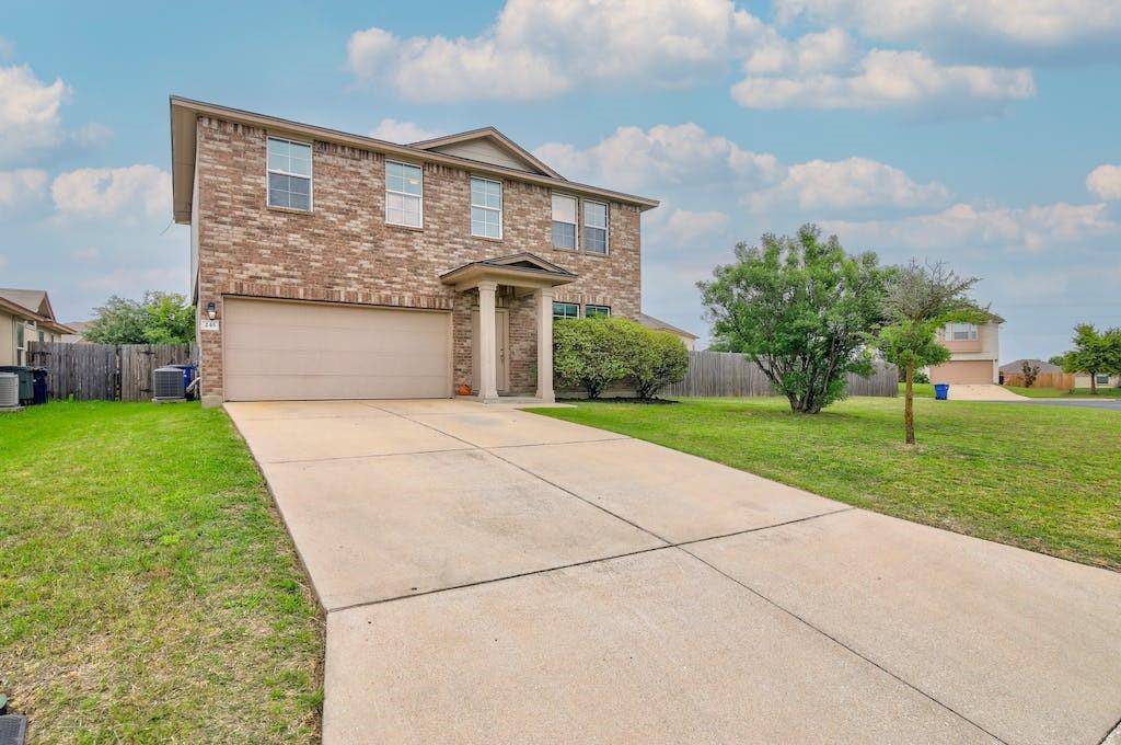 245 Coal DR, Jarrell, TX 76537