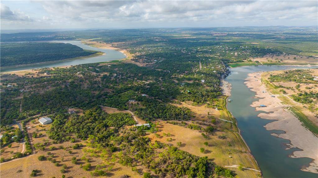 410 Coopers Bend RD, Spicewood, TX 78669