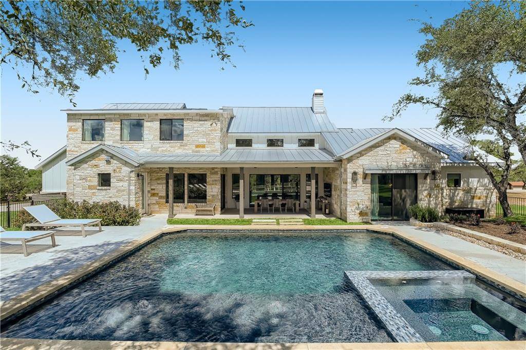 1611 Las Entradas DR, Spicewood, TX 78669