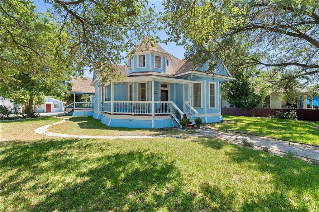 903 W 7th ST, Taylor, TX 76574