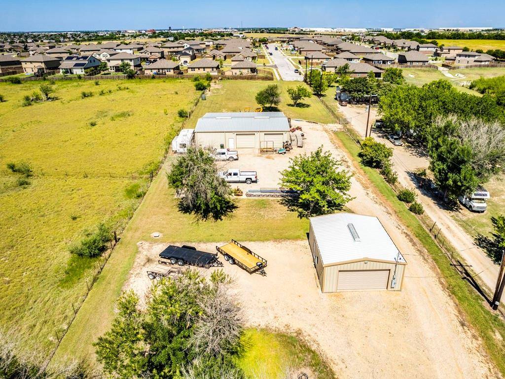 4501 Dacy LN, Buda, TX 78610