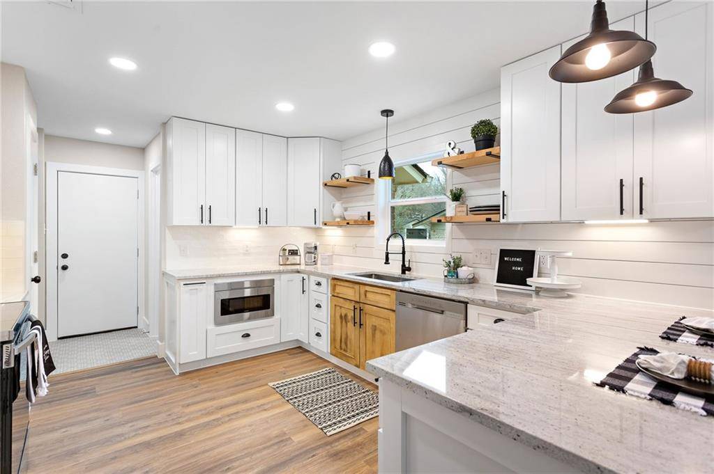 417 Deerfoot DR, Round Rock, TX 78664