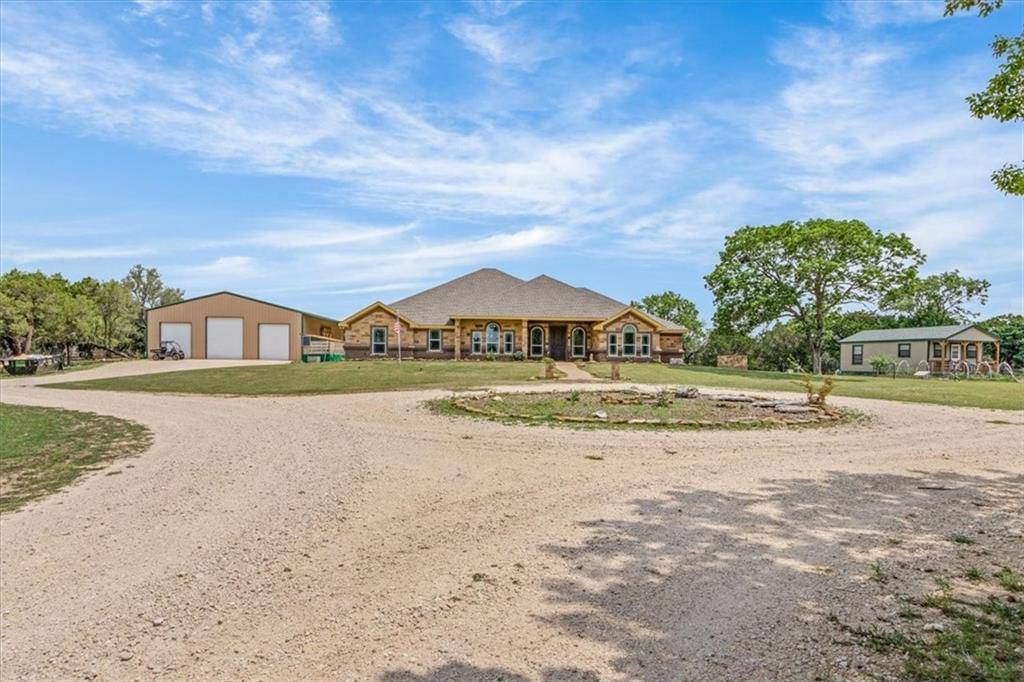 975 County Road 323, Gatesville, TX 76528