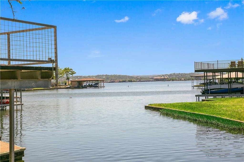 207 W Wilderness DR, Marble Falls, TX 78654