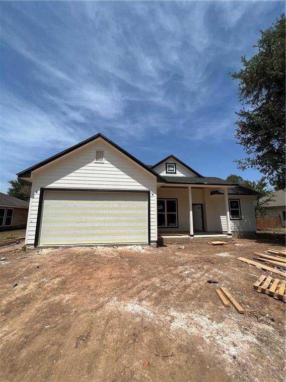134 Pohakuloa DR, Bastrop, TX 78602