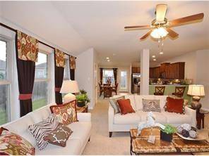 212 Anderson ST, Hutto, TX 78634