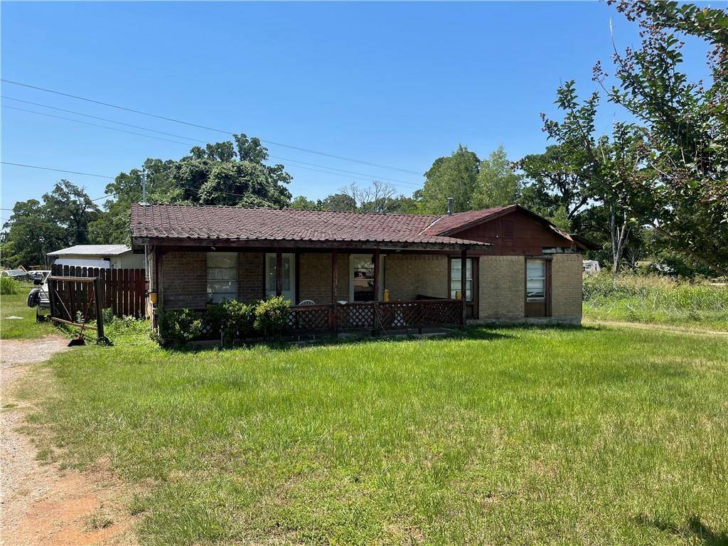 245 Flaming Oak DR, Bastrop, TX 78602