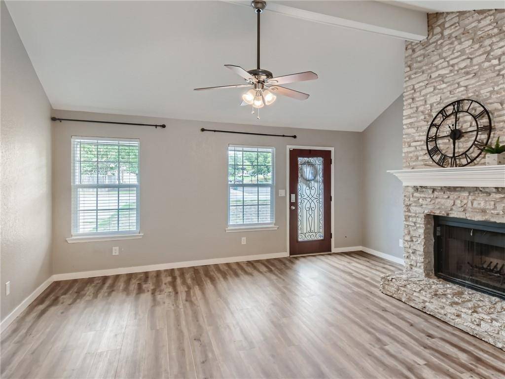 201 S Kings Canyon DR, Cedar Park, TX 78613