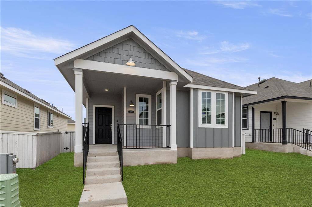 370 Hortus DR, Kyle, TX 78640