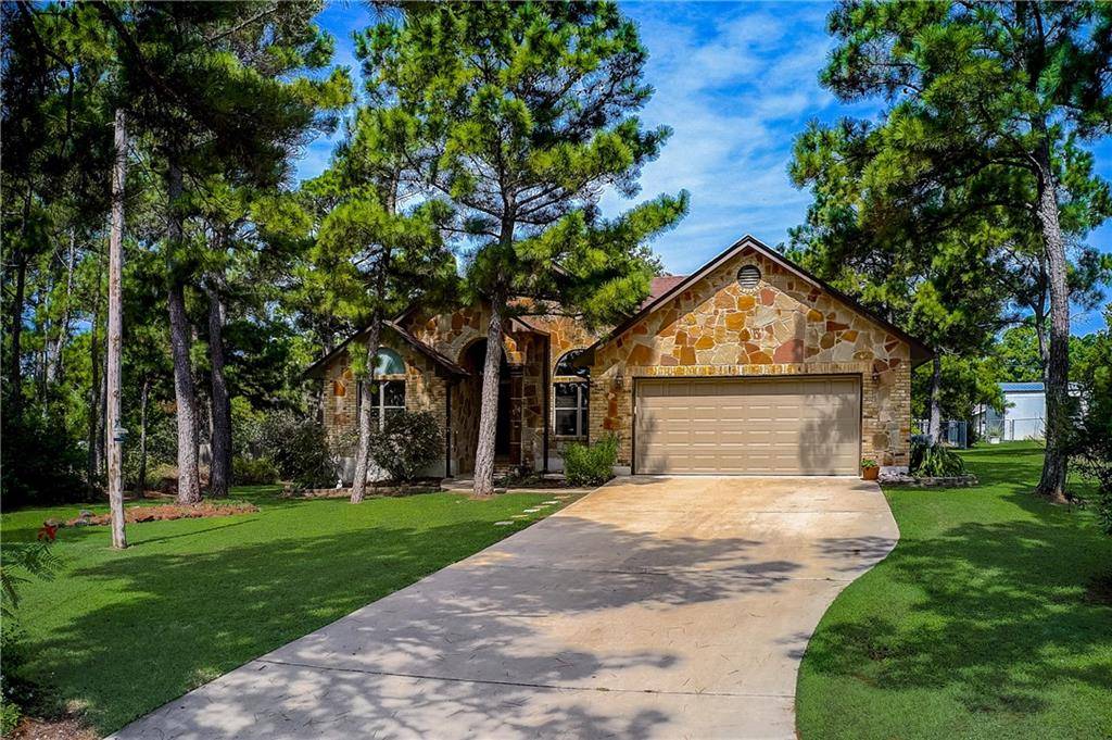 112 W Lua CT, Bastrop, TX 78602