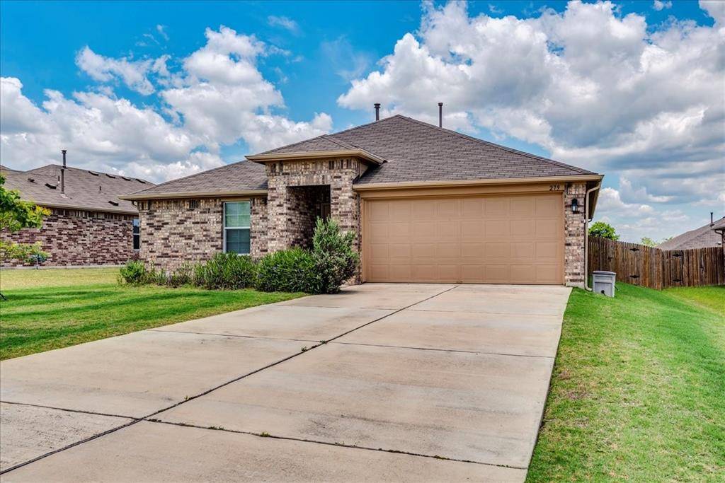 279 Dusky Thrush DR, Kyle, TX 78640