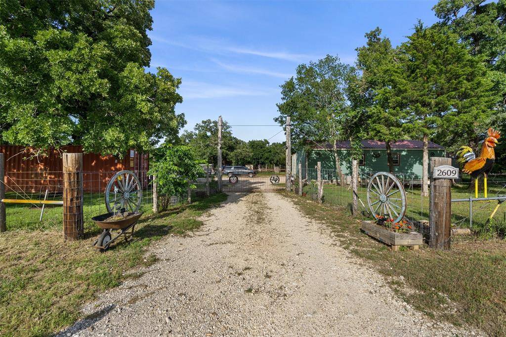2609 S FM 487 RD, Rockdale, TX 76567