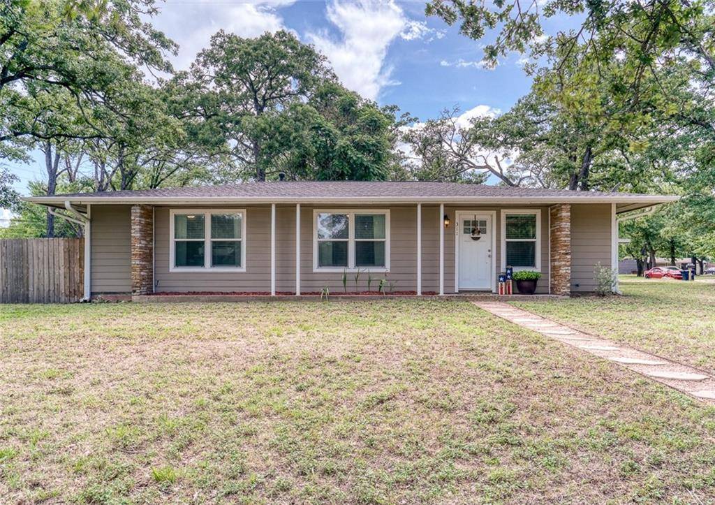 311 Calhoun DR, Rockdale, TX 76567
