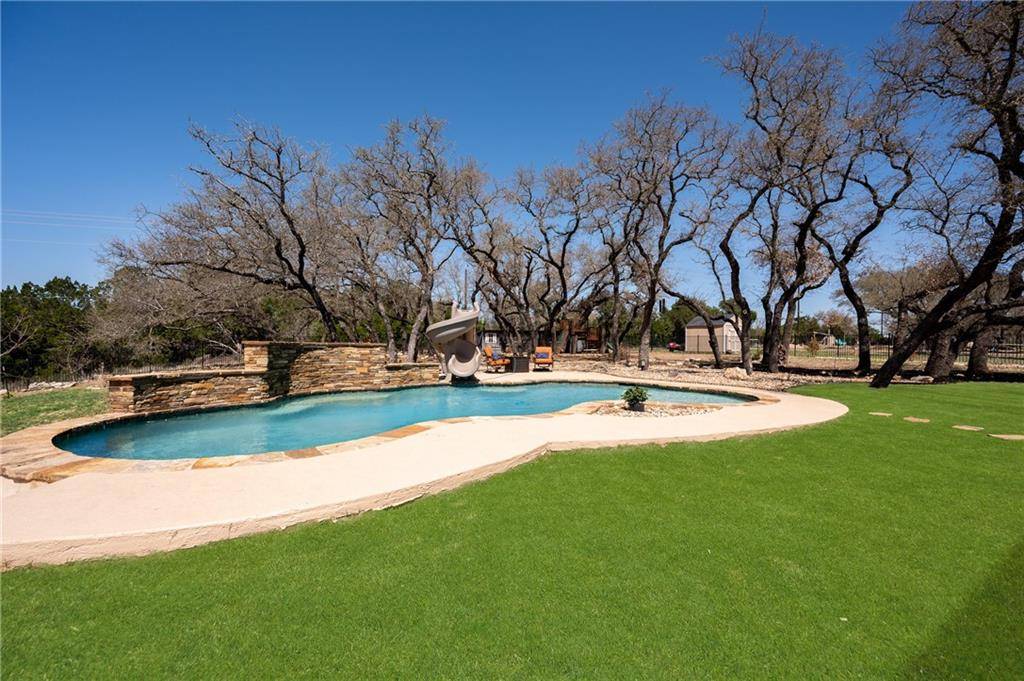4512 Diamante DR, Spicewood, TX 78669