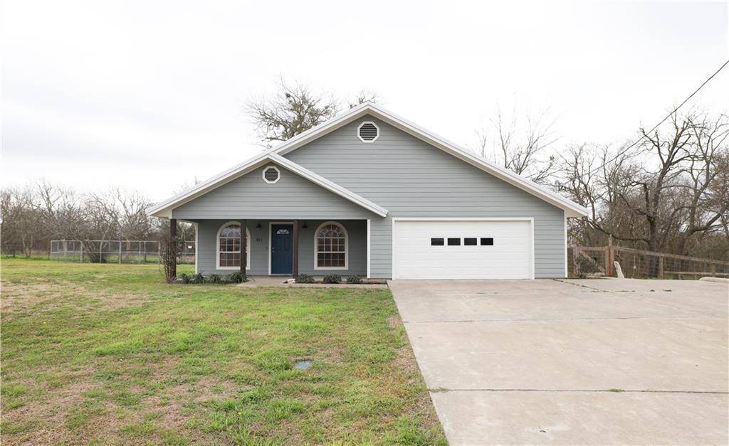 811 Third ST, Lexington, TX 78947