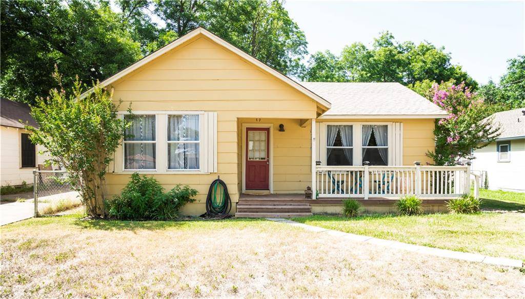 1401 Cecelia ST, Taylor, TX 76574