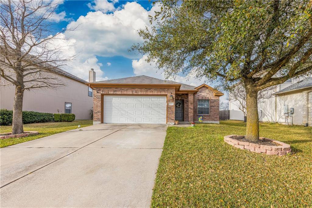 202 Flinn ST, Hutto, TX 78634