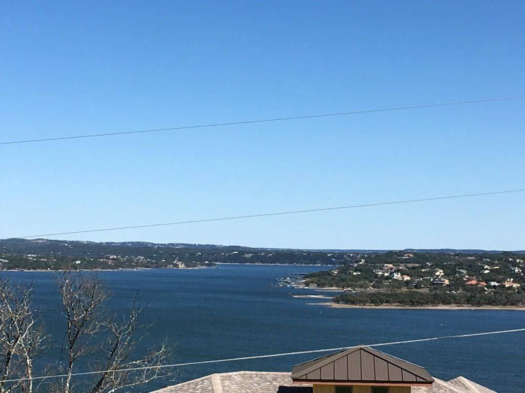 1912 Highlands DR, Spicewood, TX 78669
