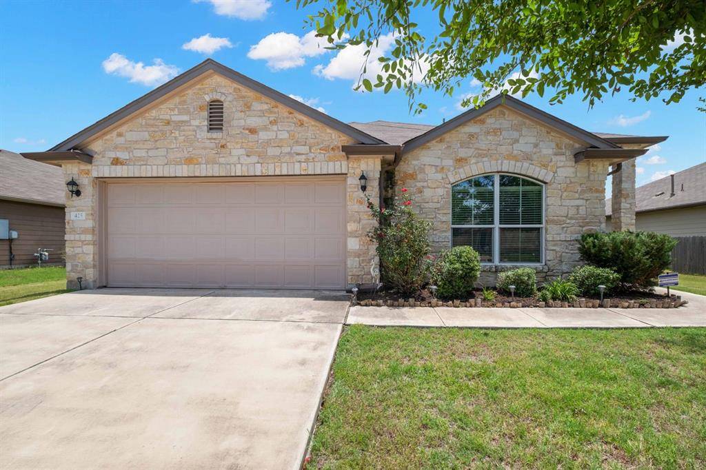 425 Voyager CV, Kyle, TX 78640