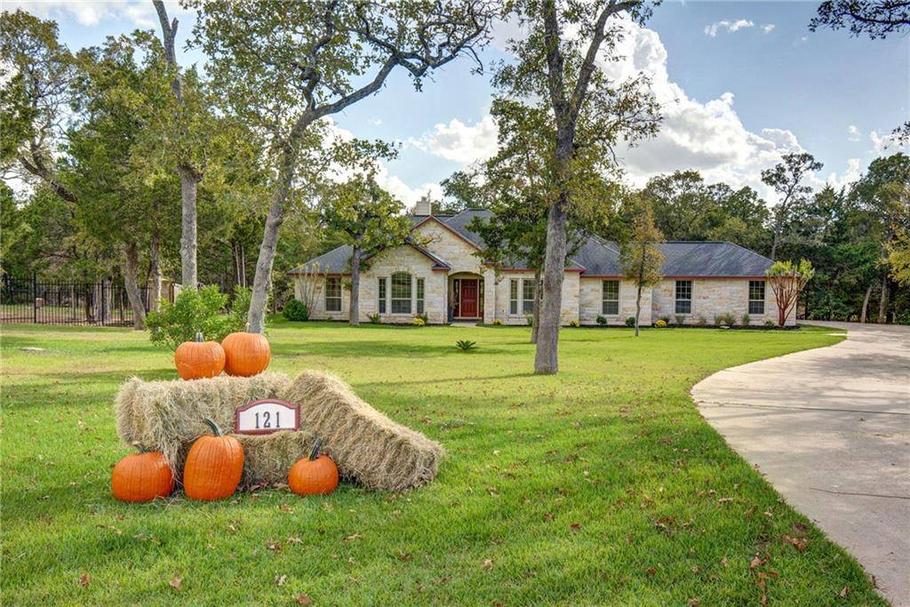 121 Long Bow CV, Bastrop, TX 78602