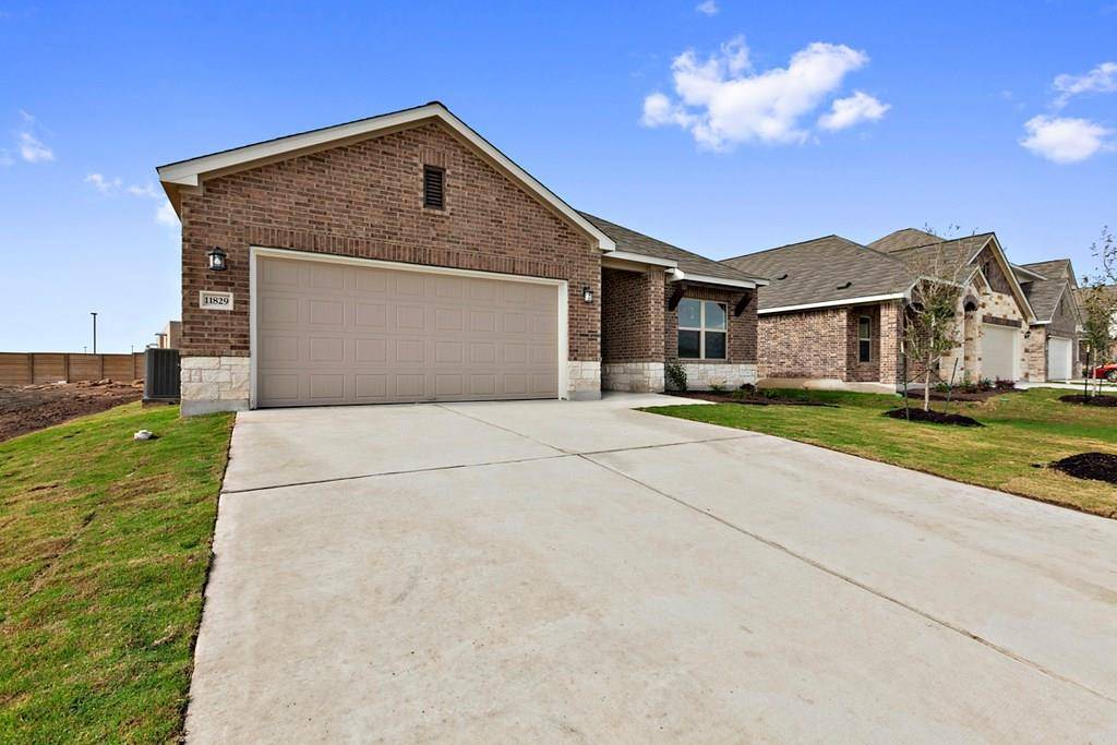 11829 Carrizo Springs PATH, Manor, TX 78653