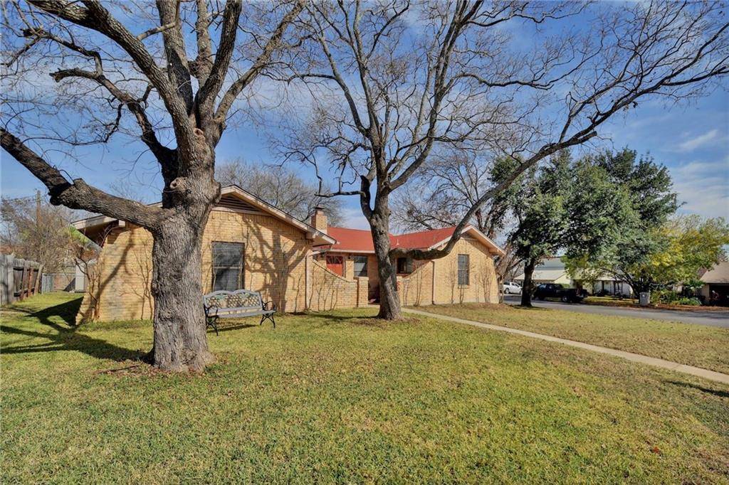 808 Cambridge DR, Round Rock, TX 78664