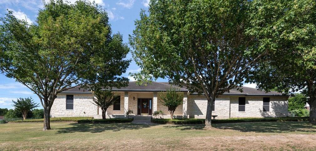 108 Clarks Grove LN, Hutto, TX 78634