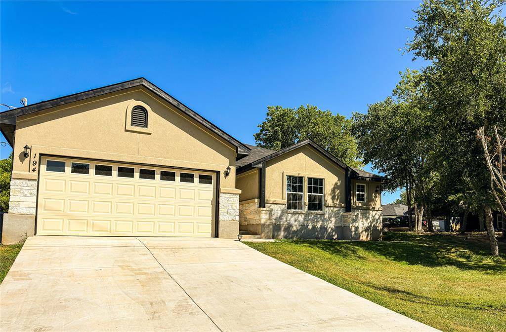 194 POHAKULOA DR, Bastrop, TX 78602
