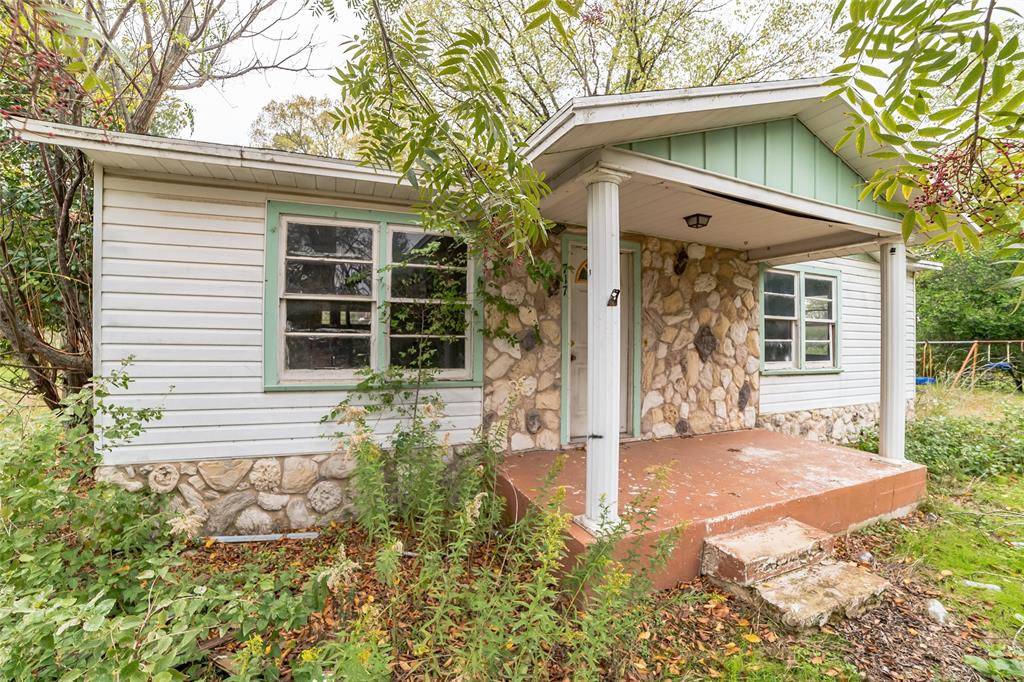 717 Darrell ST, Rockdale, TX 76567