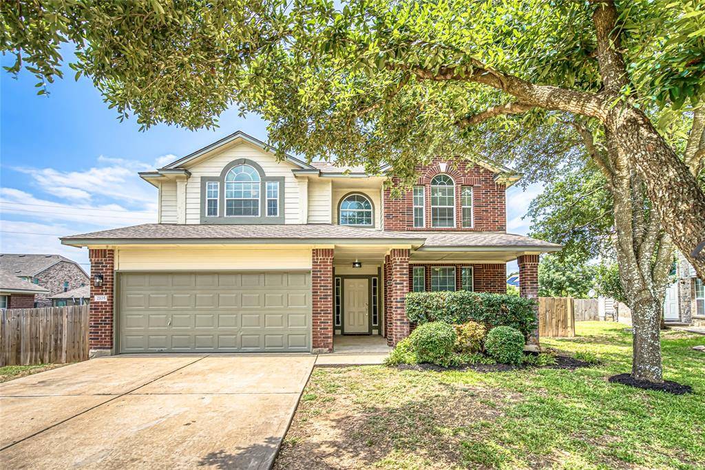 2105 Huxley LN, Round Rock, TX 78664
