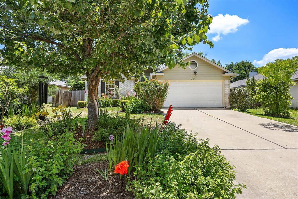 224 Juniper DR, Georgetown, TX 78626