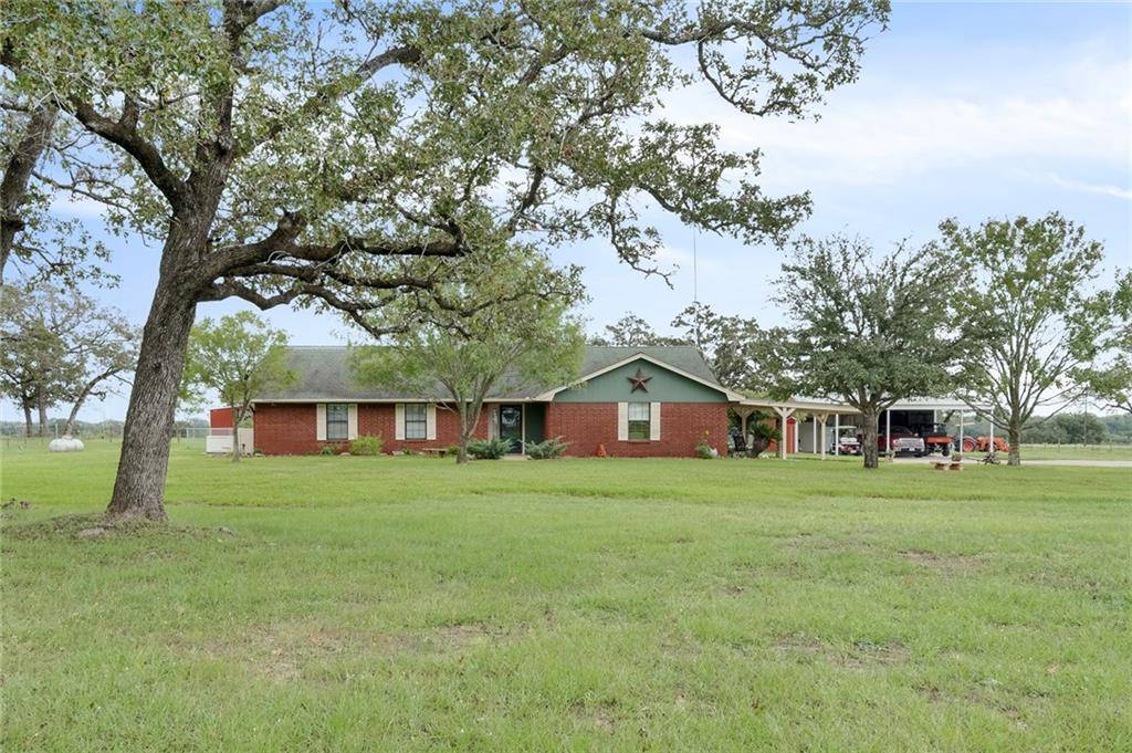4156 FM 180, Ledbetter, TX 78946