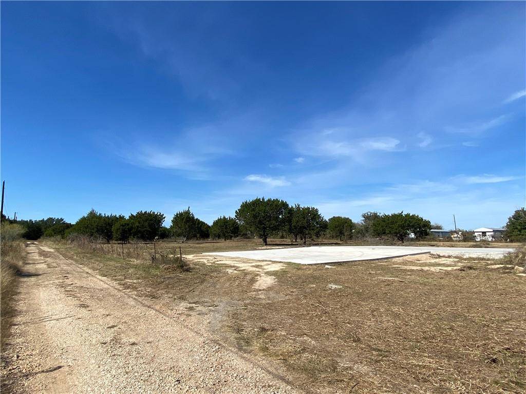 000 Kelley LN, Buda, TX 78610