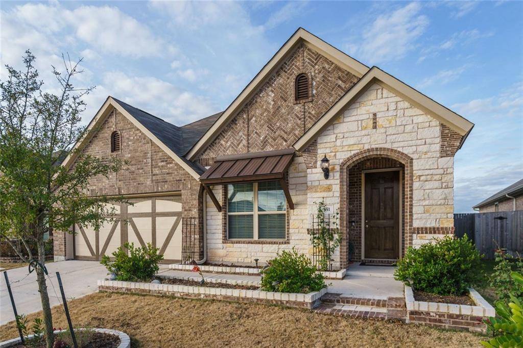 351 Vista Garden DR, Buda, TX 78610