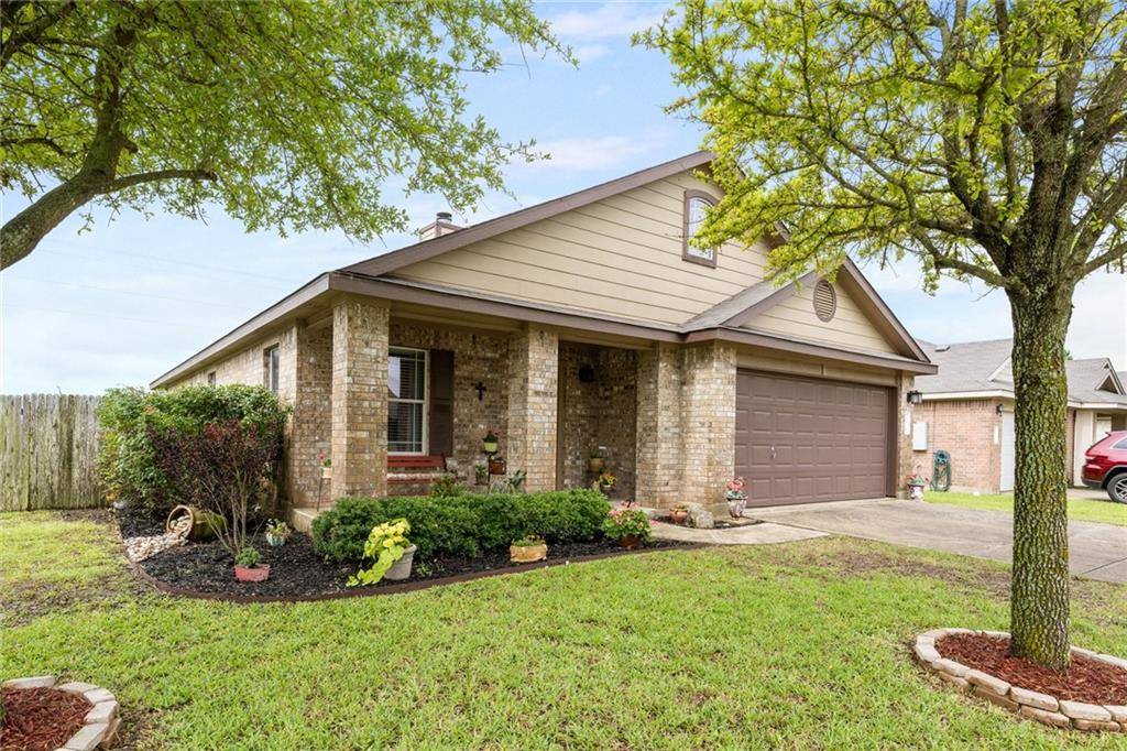 224 Mossy Rock DR, Hutto, TX 78634
