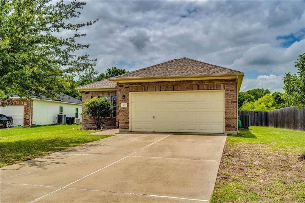 107 Saul ST, Hutto, TX 78634