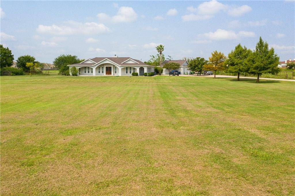 647 Estates Of Brushy Creek DR, Hutto, TX 78634