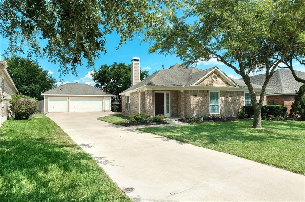 1500 Augusta Bend DR, Hutto, TX 78634