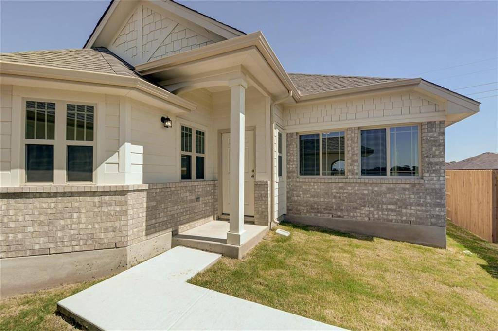 133 Trailstone DR, Bastrop, TX 78602