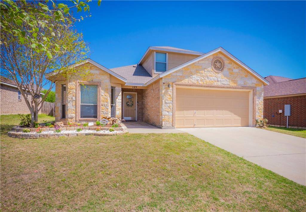 125 Lignite DR, Jarrell, TX 76537