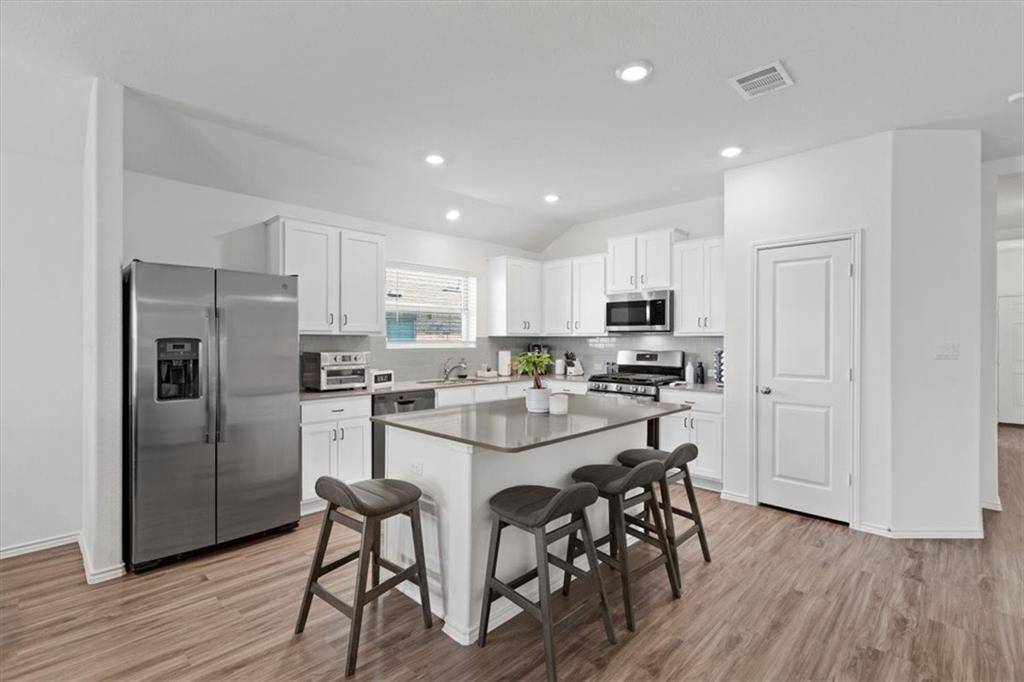 138 George Kimble CV, Bastrop, TX 78602