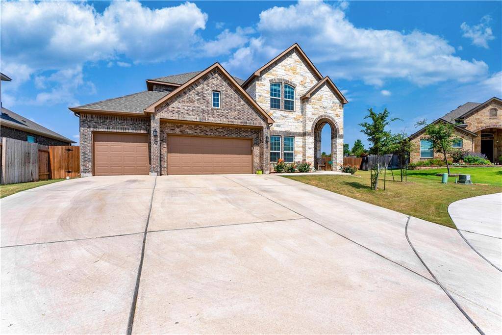 285 Lacy Oak DR, Buda, TX 78610