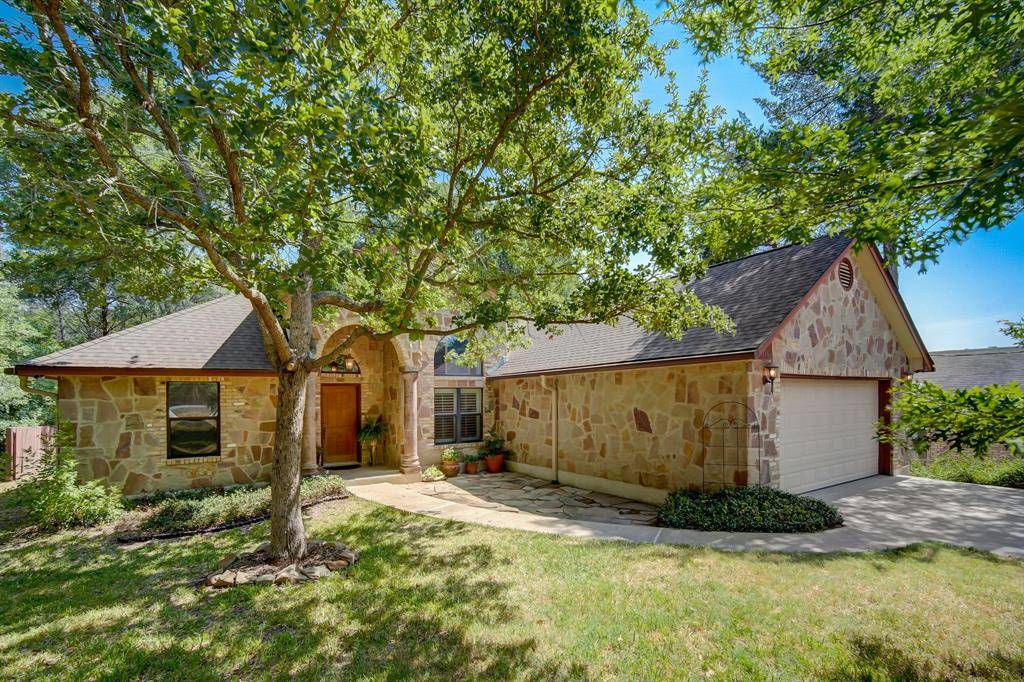 116 Kaneohe LN, Bastrop, TX 78602