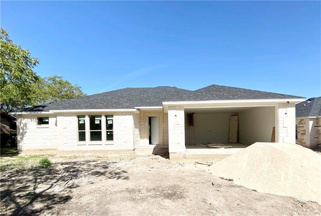 204 W Avenue G, Jarrell, TX 76537