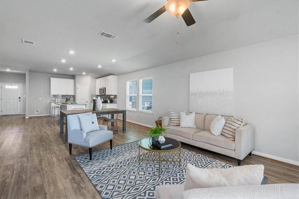 411 Windy Reed RD, Hutto, TX 78634